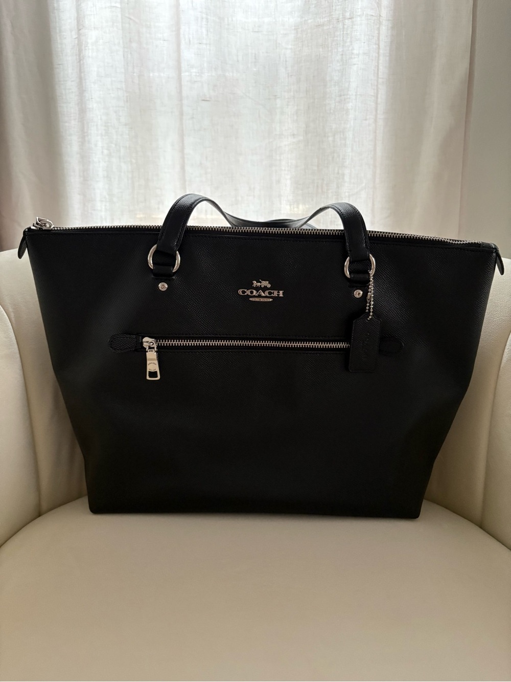 COACH Black Leather Zip-Top Tote Bag Silver Hardware
